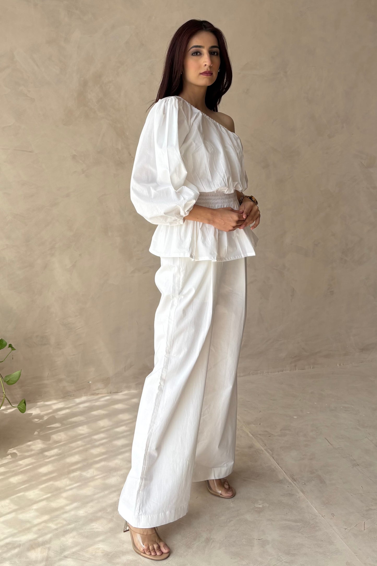 Cotton white pants & one shoulder top