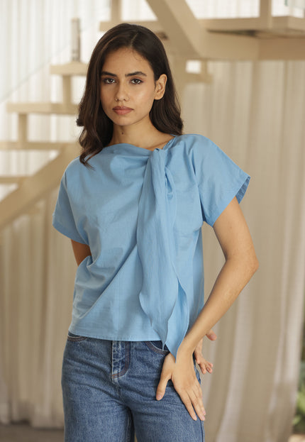 Blue knot top