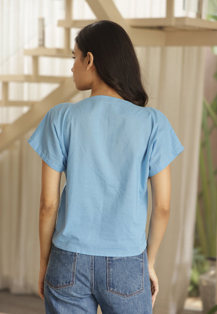 Blue knot top