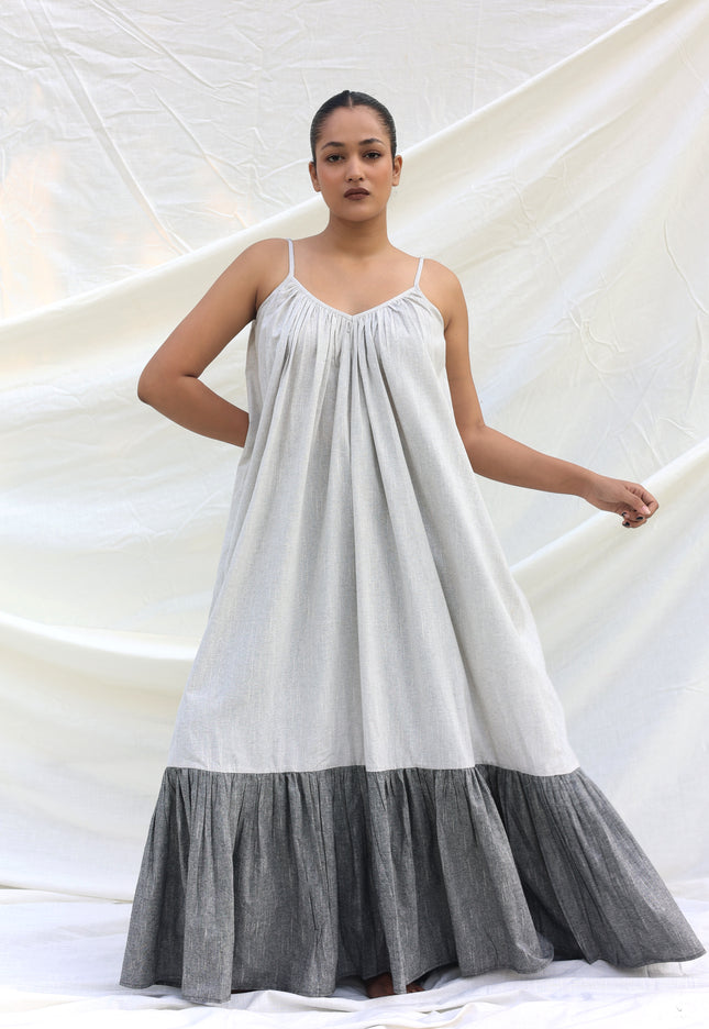 Long contrast gathered dress