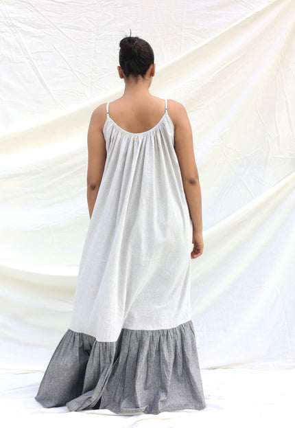 Long contrast gathered dress