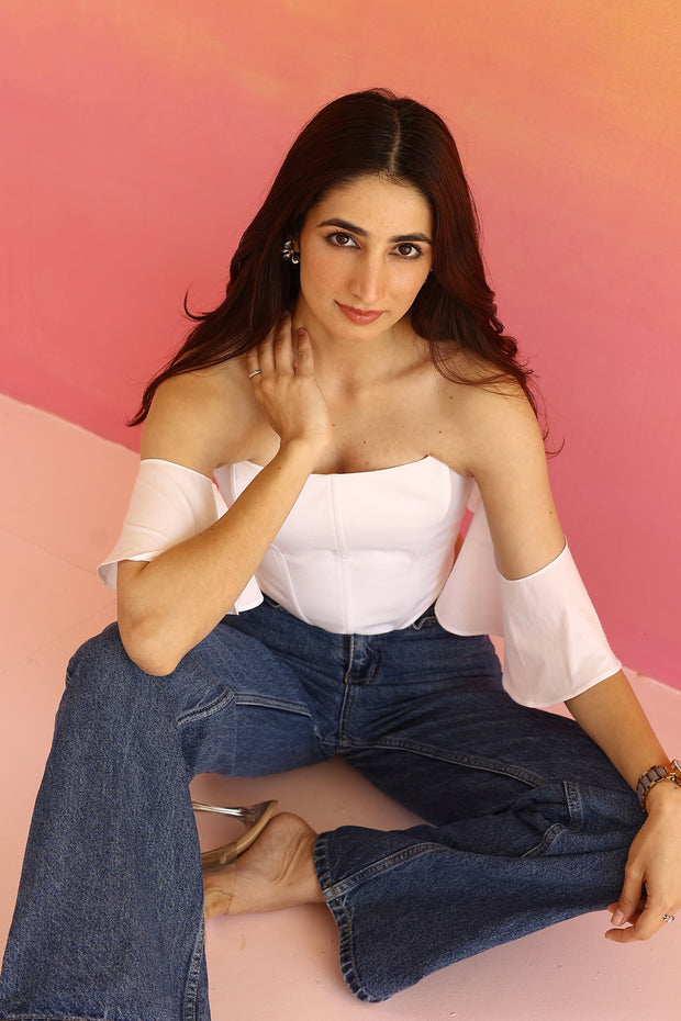 <h2>Sale<br/><span style="text-decoration:underline"> 20% off.</span></h2>