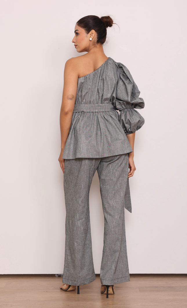 One shoulder top