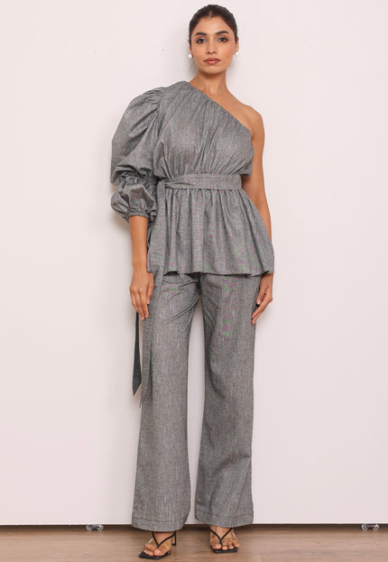 One shoulder top