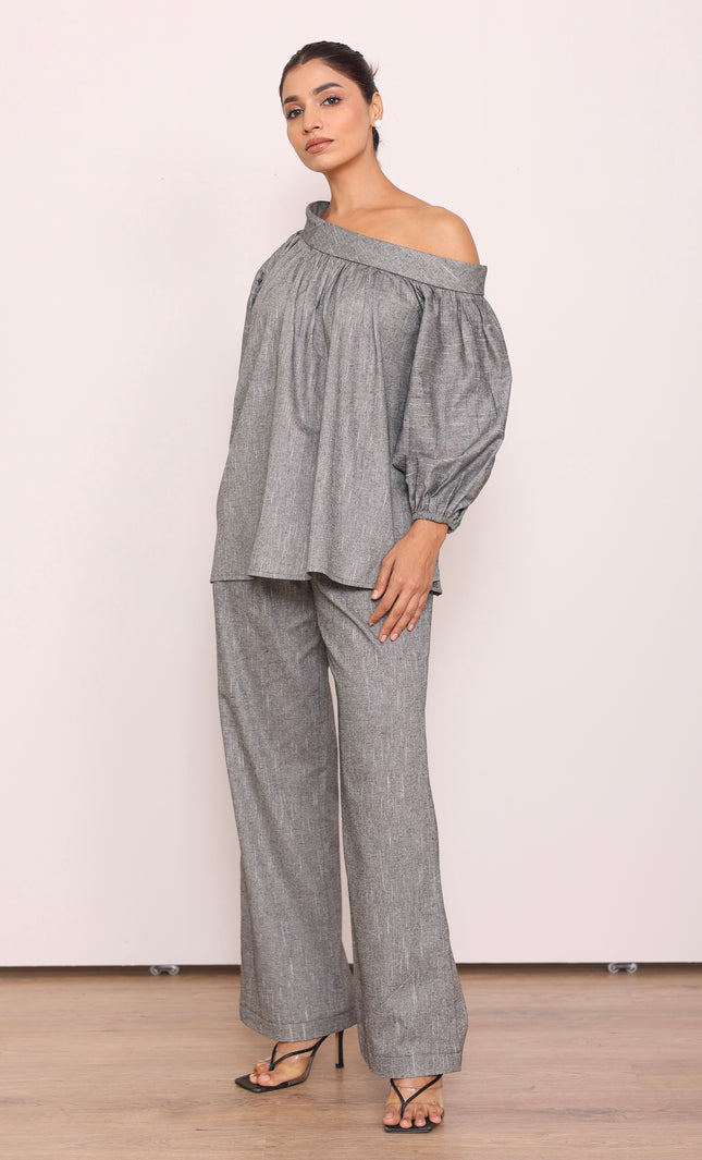 Tailored pants + Drop shoulder top