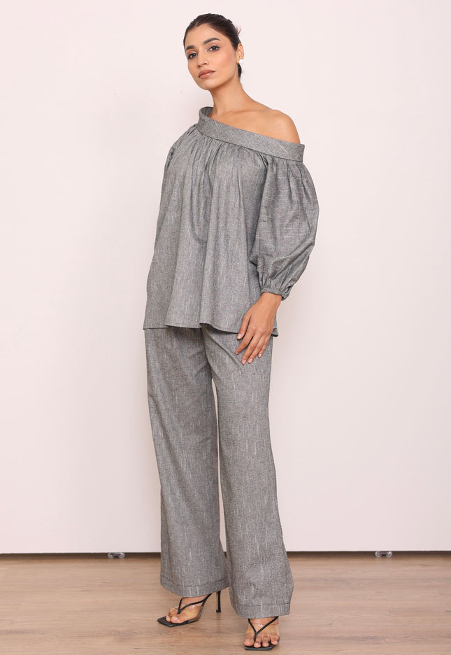 Tailored pants + Drop shoulder top
