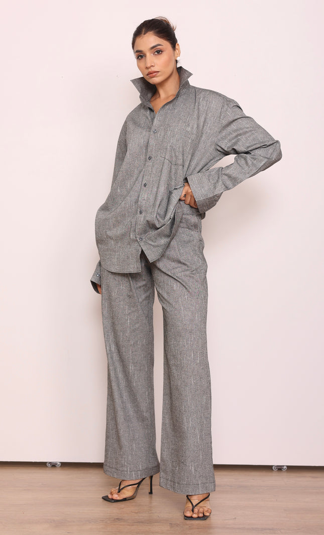 High waist pants + Oversized shirt