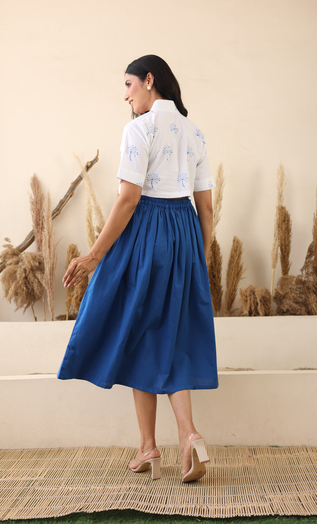 Midi skirt and star neck crop top