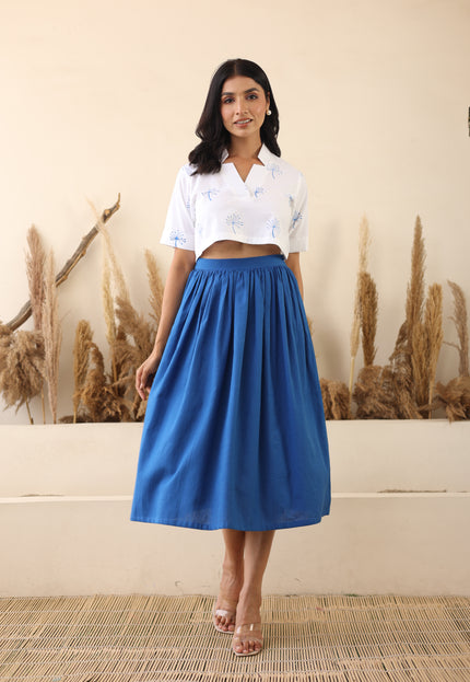 Midi skirt and star neck crop top