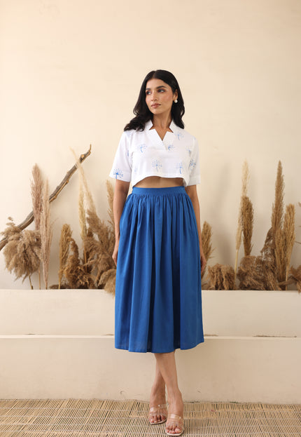 Midi skirt and star neck crop top