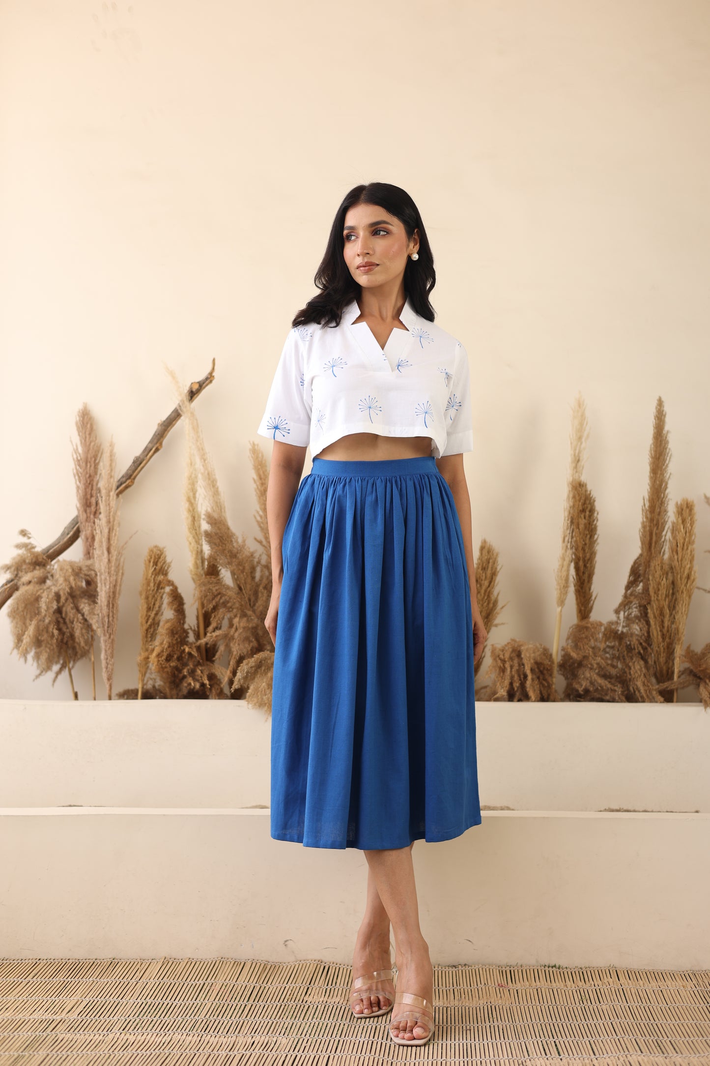 Midi skirt and star neck crop top