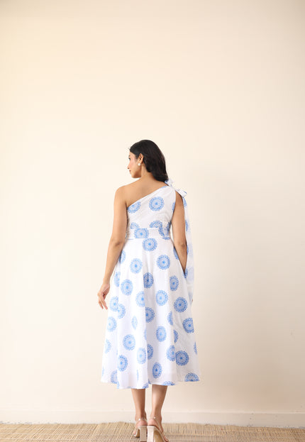 Printed one shoulder long tie-up midi dress