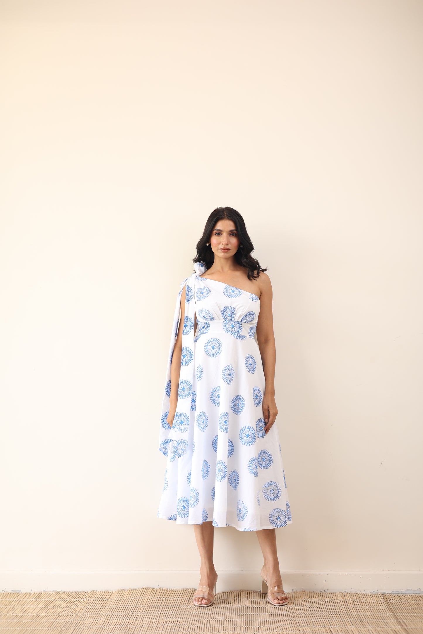 Printed one shoulder long tie-up midi dress