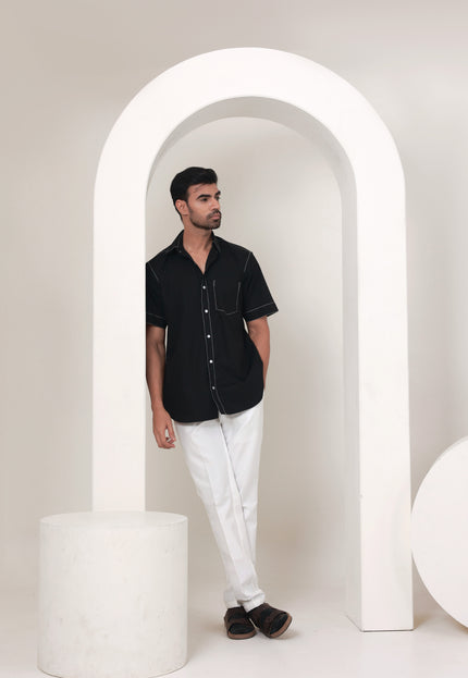 Regular fit solid cotton black shirt