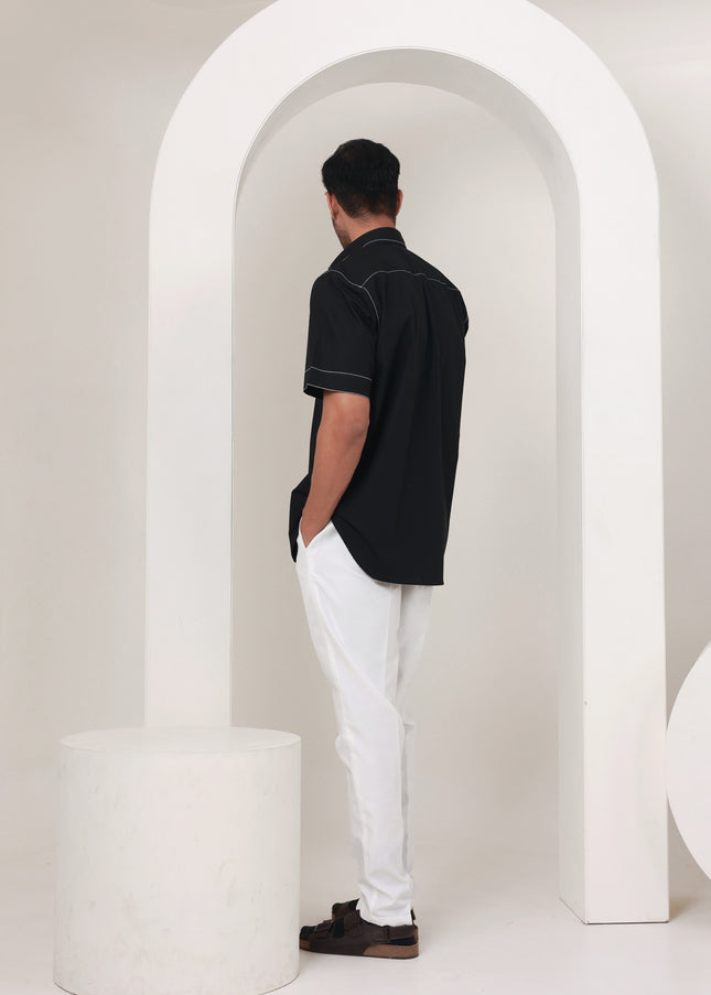 Regular fit solid cotton black shirt