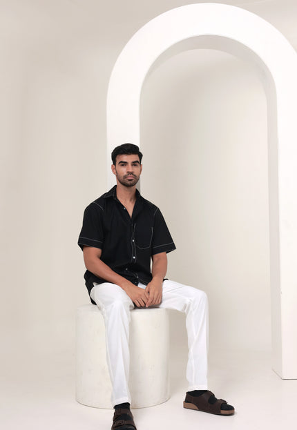 Regular fit solid cotton black shirt