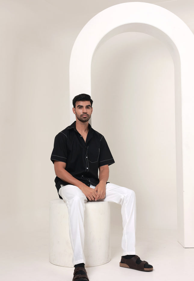 Regular fit solid cotton black shirt