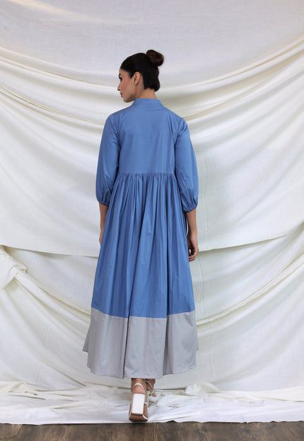 Contrast gathered midi dress