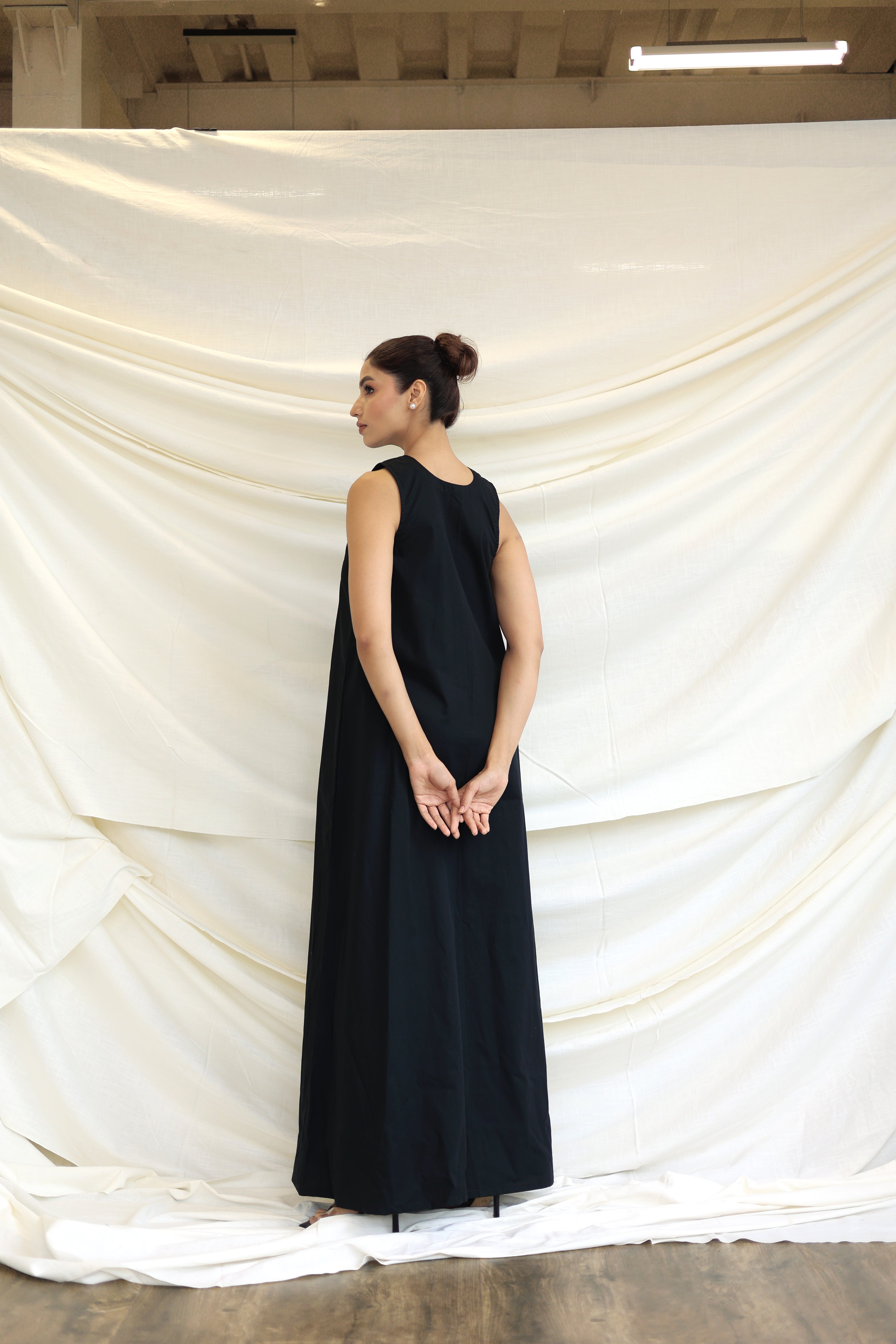 Black long halter neck dress – PR LABEL