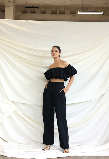 Black puff tube top