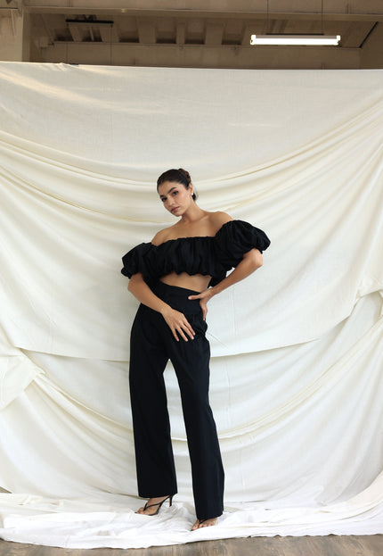 Black puff tube top