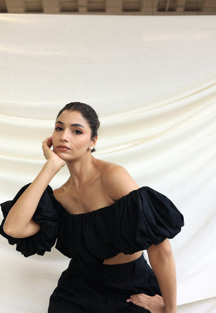 Black puff tube top