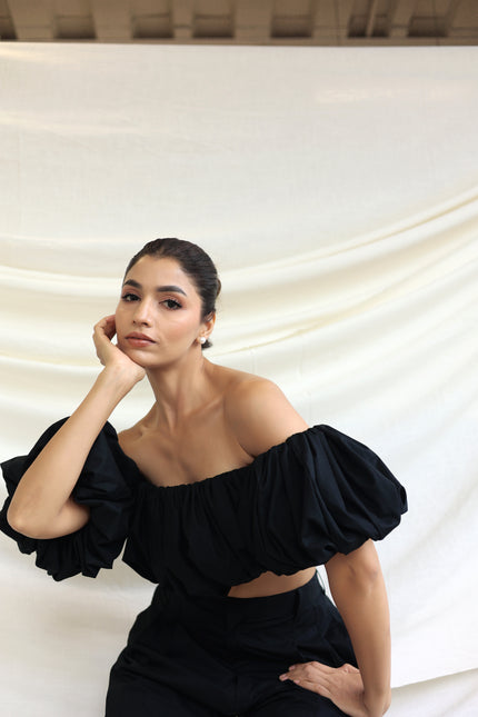 Black puff tube top