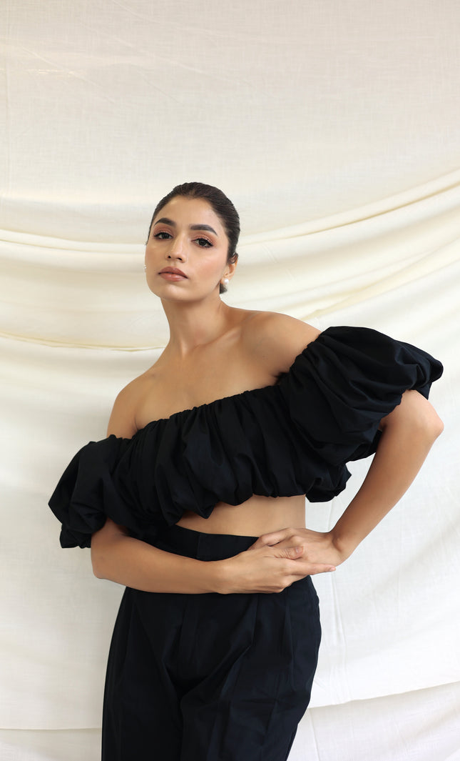 Black puff tube top