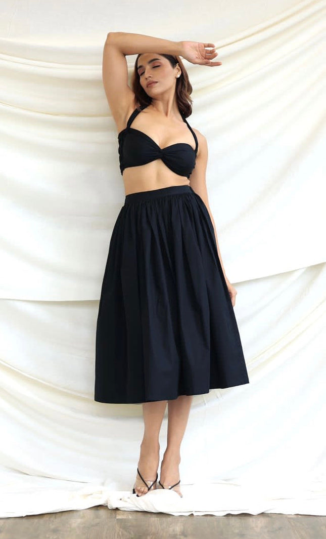 Black midi skirt