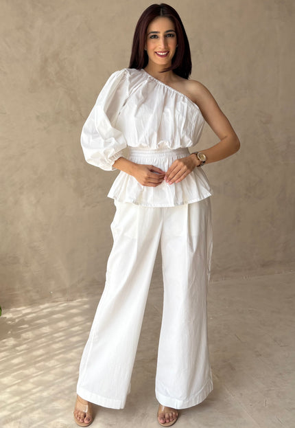 Cotton white pants & one shoulder top