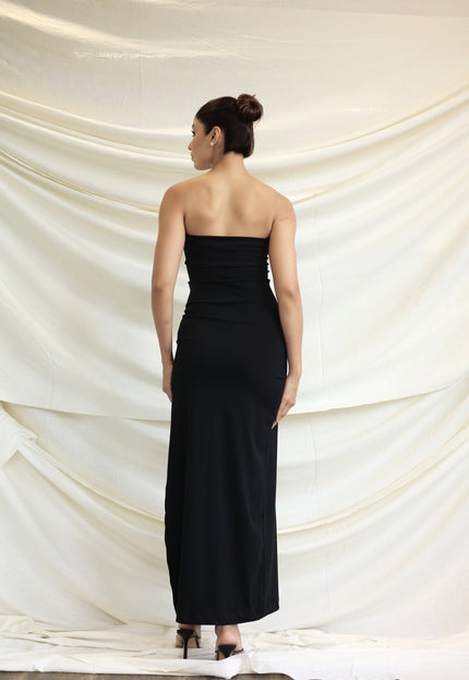 Black body-con dress