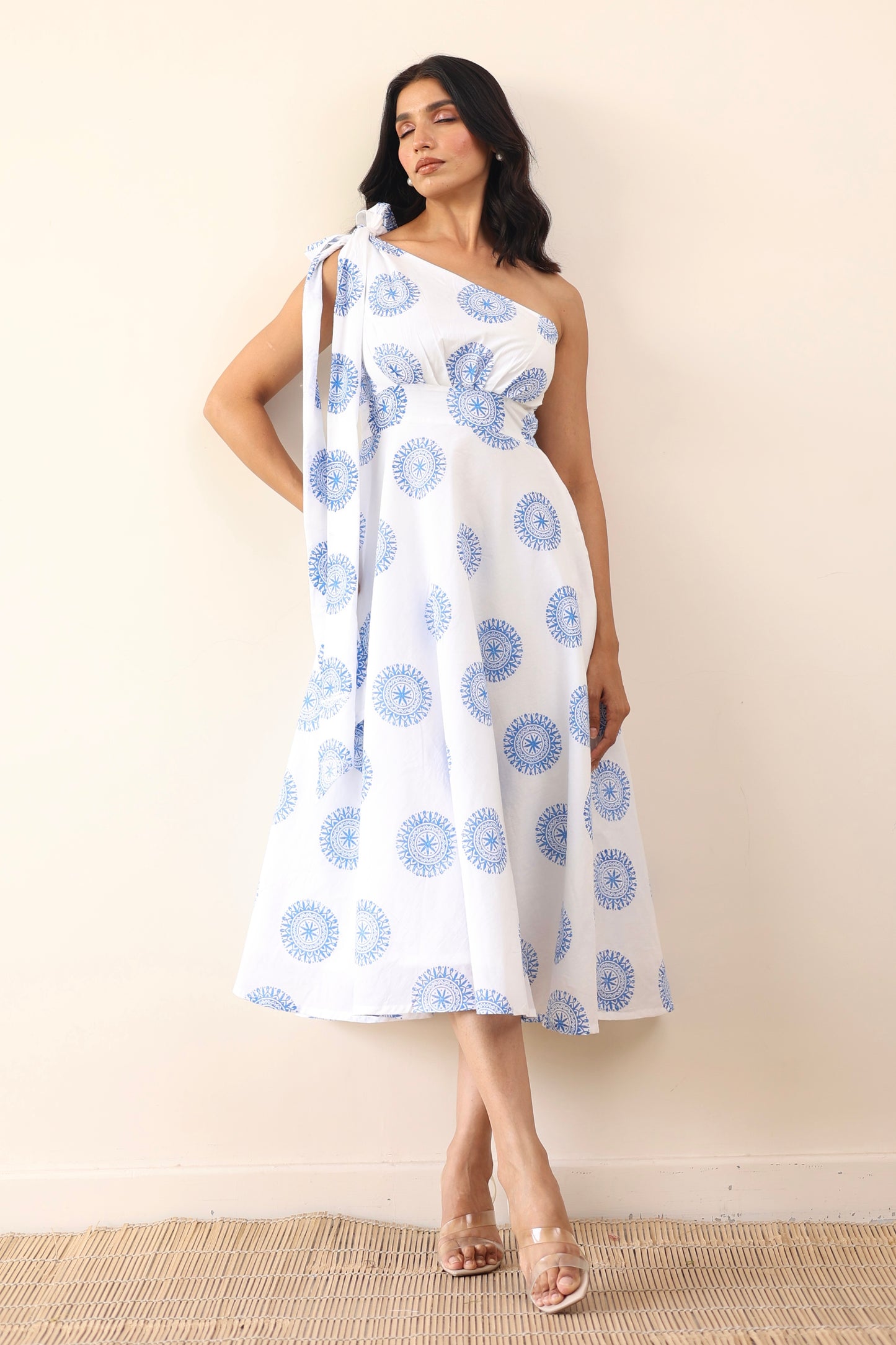 Printed one shoulder long tie-up midi dress