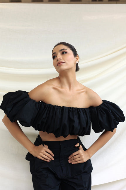 Black puff tube top
