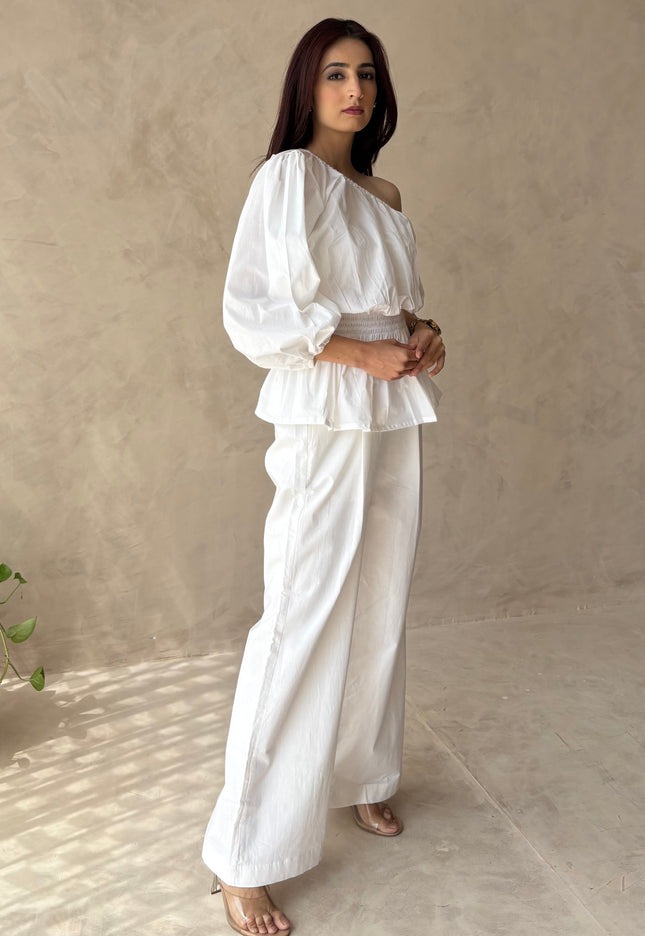 Cotton white pants & one shoulder top