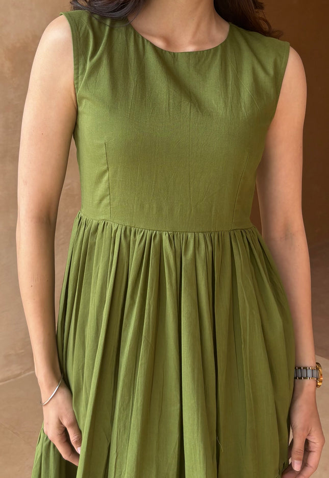 Green midi dress