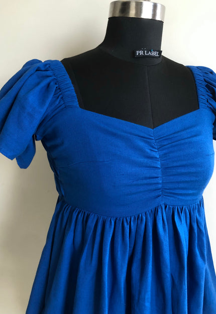 Solid frill top