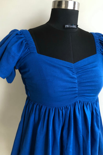 Solid frill top